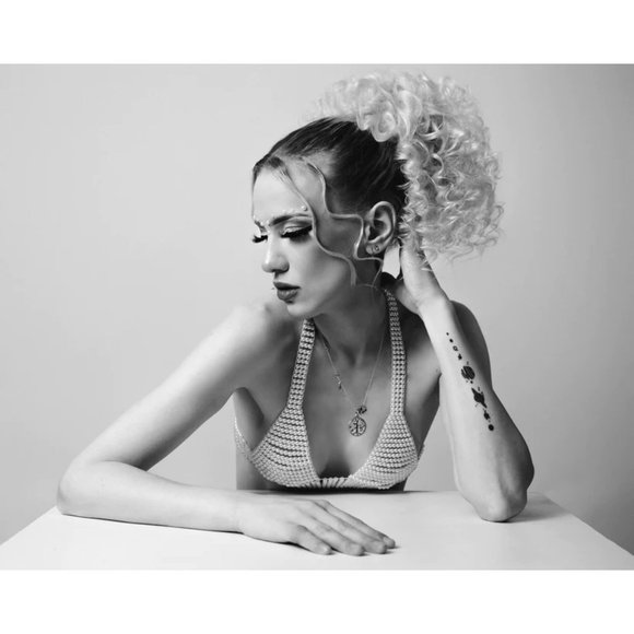 Handbeaded pearl stretch bralette- Boudoir boho crop top bikini halter top - Picture 3 of 7